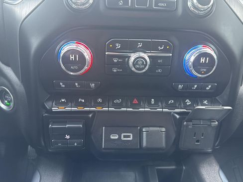 Used 2021 GMC Sierra 1500 Denali w/ Denali Ultimate Package image 26