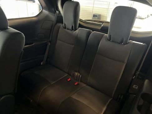 Used 2018 Nissan Pathfinder S FWD image 18