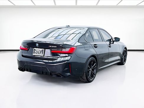 Used 2023 BMW M340i w/ Premium Package image 4