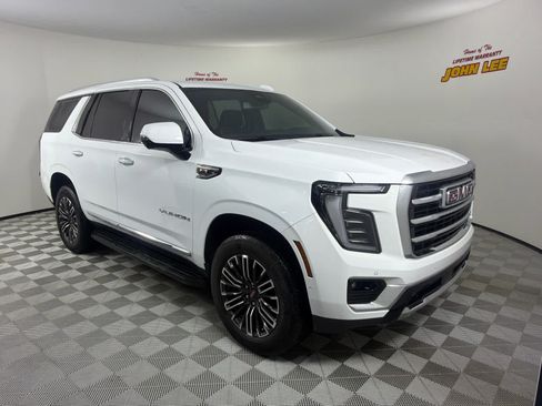 Used 2025 GMC Yukon Elevation w/ LPO, Floor Liner Package AWD/4WD image 8