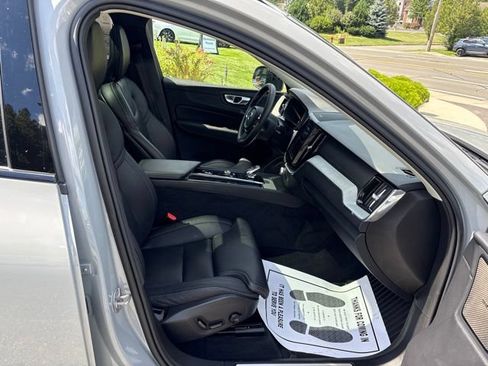 Used 2025 Volvo XC60 B5 Ultra w/ Protection Package Premier AWD/4WD image 16