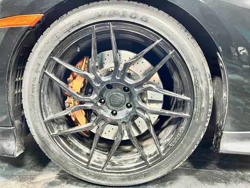 Used 2019 Nissan GT-R Premium w/ Premium Interior Package AWD/4WD image 22