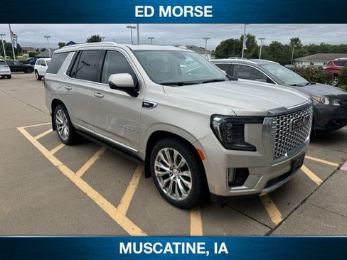 Used 2023 GMC Yukon Denali w/ Denali Reserve Package AWD/4WD image 2