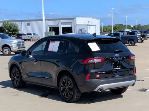 Used 2025 Ford Escape Active FWD image 6