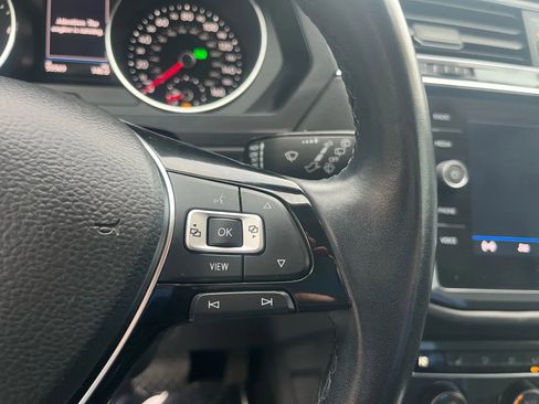 Used 2019 Volkswagen Tiguan SE image 23