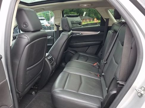 Used 2019 Cadillac XT5 Premium Luxury FWD image 8
