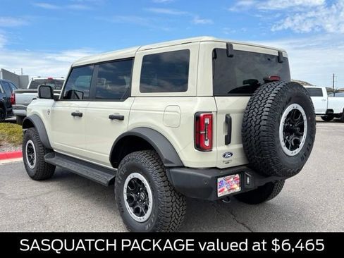 New 2026 Ford Bronco Outer Banks w/ Sasquatch Package AWD/4WD image 3