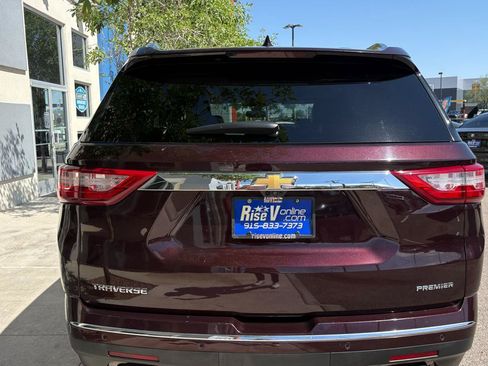 Used 2019 Chevrolet Traverse Premier w/ Driver Confidence II Package FWD image 8
