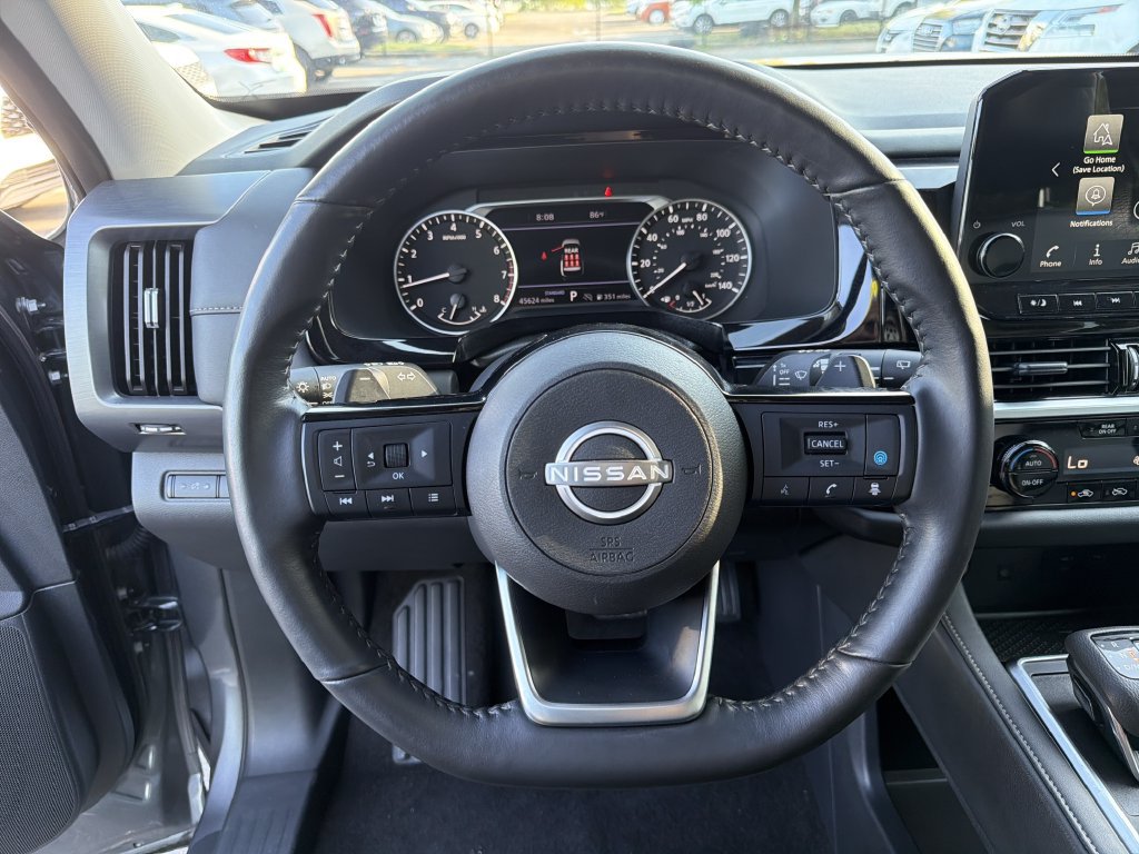 Used 2025 Nissan Pathfinder SL FWD image 26