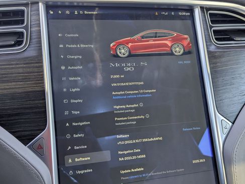 Used 2015 Tesla Model S 85D image 17