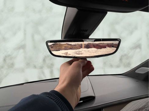 Used 2025 Cadillac XT6 Sport w/ Platinum Package image 16