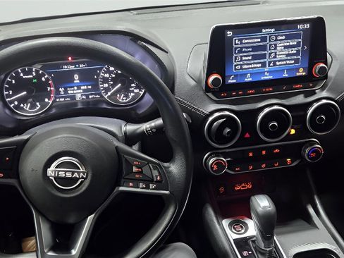 Used 2024 Nissan Sentra SV image 8