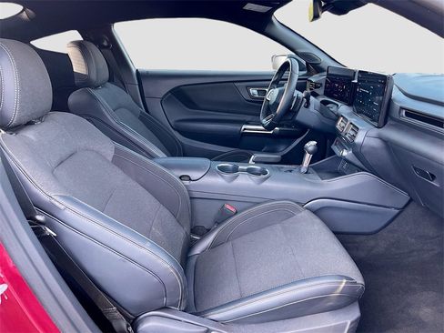Used 2025 Ford Mustang GT w/ GT Performance Package image 26