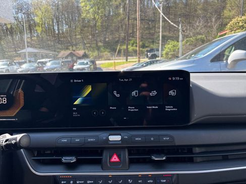 Used 2025 Kia K4 LXS image 20