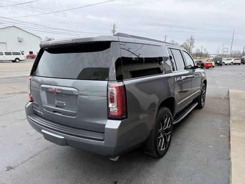 Used 2019 GMC Yukon XL SLT w/ Premium Edition AWD/4WD image 76