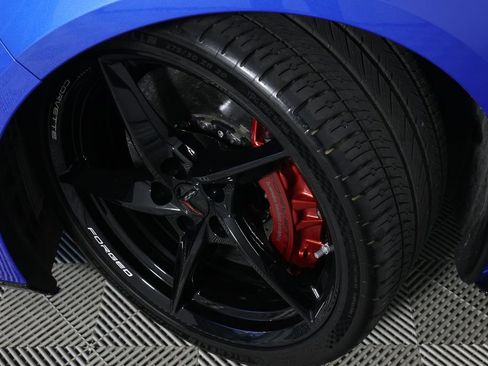 Used 2025 Chevrolet Corvette E-Ray w/ Stealth Interior Trim Package AWD/4WD image 38
