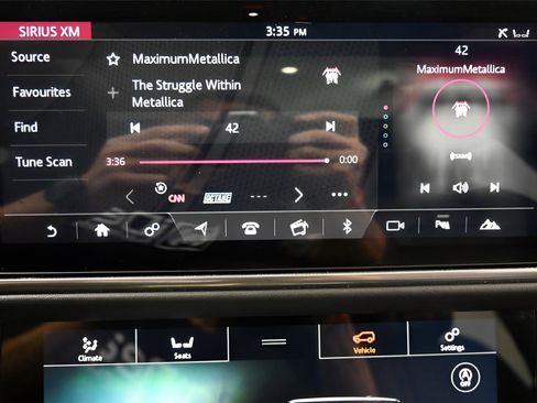 Used 2019 Land Rover Range Rover Long Wheelbase Supercharged image 30