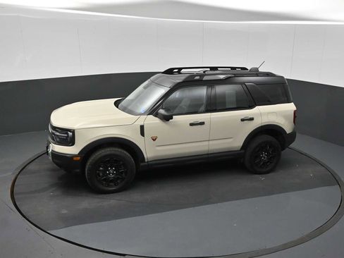 Used 2025 Ford Bronco Sport Badlands w/ Badlands Tech Package AWD/4WD image 45