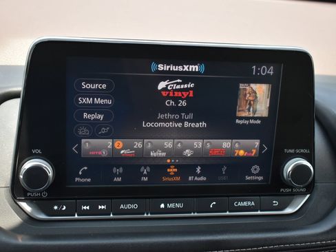 Used 2021 Nissan Rogue SV w/ Premium Package AWD/4WD image 28