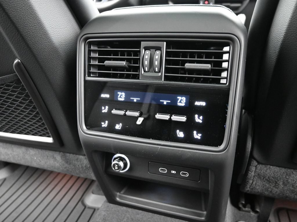 Certified 2026 Porsche Cayenne Coupe AWD/4WD image 21
