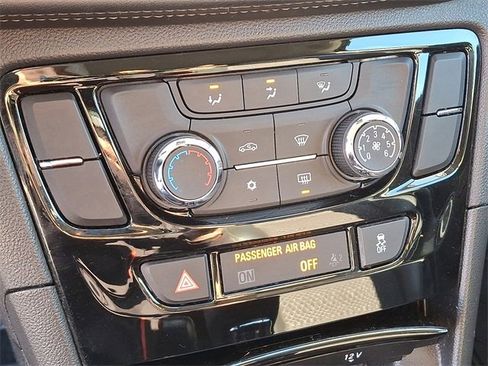 Used 2018 Buick Encore Preferred image 15