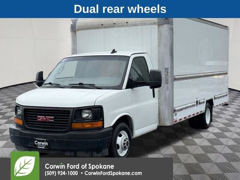 Used 2017 GMC Savana 3500 Extended image 4