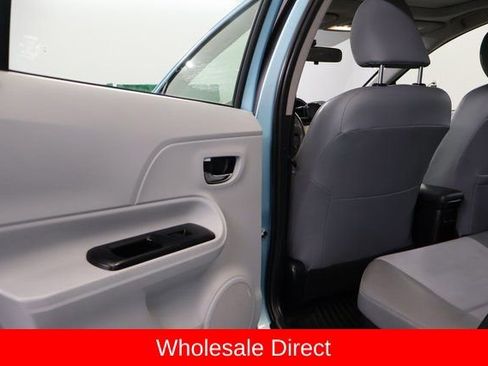 Used 2012 Toyota Prius C One image 22