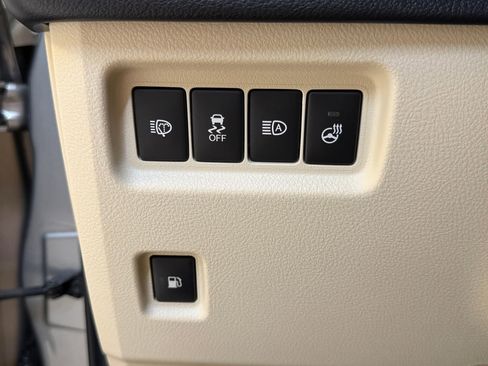 Used 2021 Lexus GX 460 Premium AWD/4WD image 16
