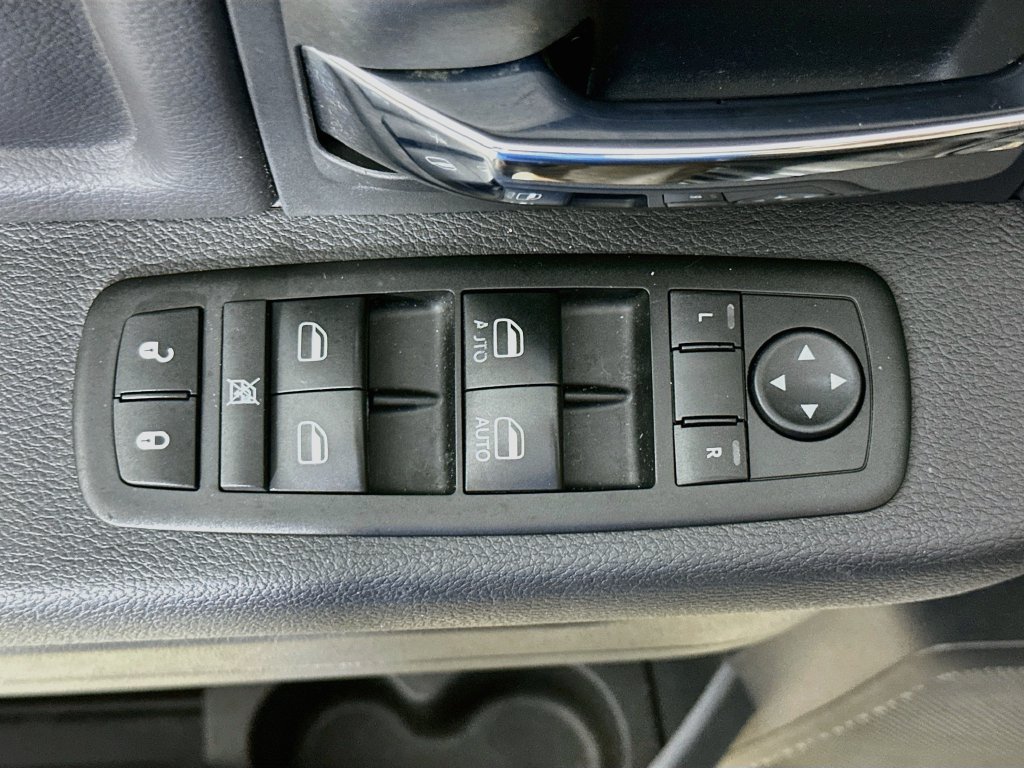 Used 2011 RAM 1500 Sport w/ Remote Start & Security Group AWD/4WD image 22