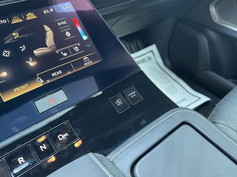 Used 2025 INFINITI QX80 Autograph image 34