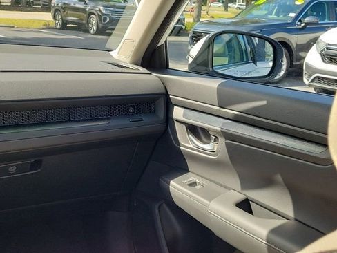 Used 2024 Honda CR-V EX image 4