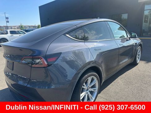 Used 2023 Tesla Model Y Long Range AWD/4WD image 4