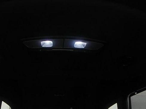 Used 2023 Kia Telluride EX FWD image 17