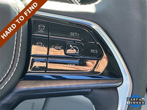 Used 2023 Jeep Grand Cherokee Overland image 31