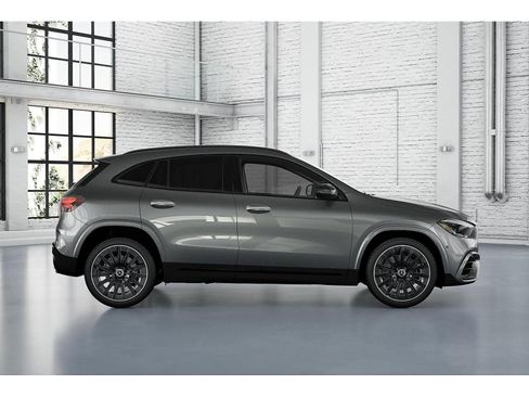 New 2025 Mercedes-Benz GLA 250 image 2