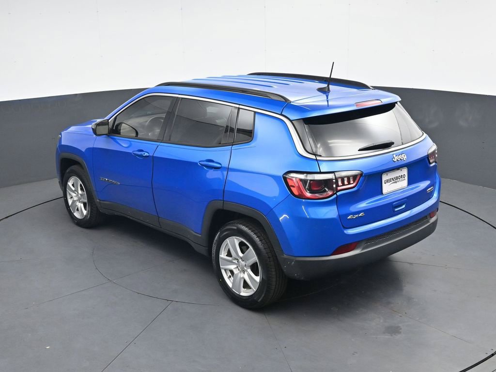Used 2022 Jeep Compass Latitude w/ Convenience Group AWD/4WD image 28