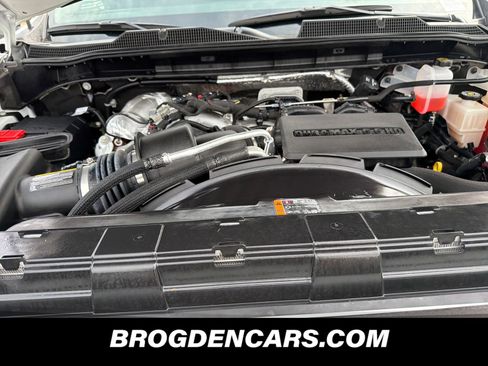 Used 2025 Chevrolet Silverado 2500 LT w/ Convenience Package AWD/4WD image 10