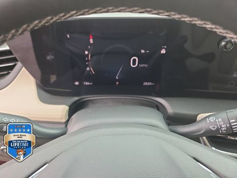 Certified 2024 Buick Encore GX Avenir FWD image 24