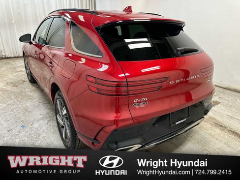 Certified 2026 Genesis GV70 3.5T Sport Advanced image 4