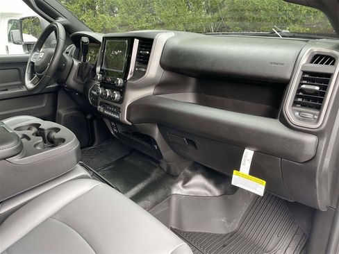 New 2026 RAM 2500 Tradesman w/ Chrome Appearance Group image 15