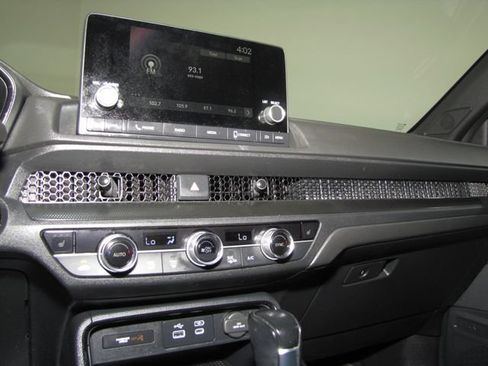 Used 2025 Honda CR-V Sport image 7