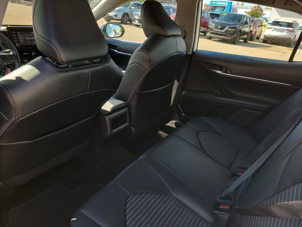 Used 2023 Toyota Camry SE FWD image 27