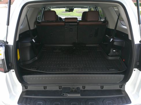 Used 2024 Toyota 4Runner Limited image 33