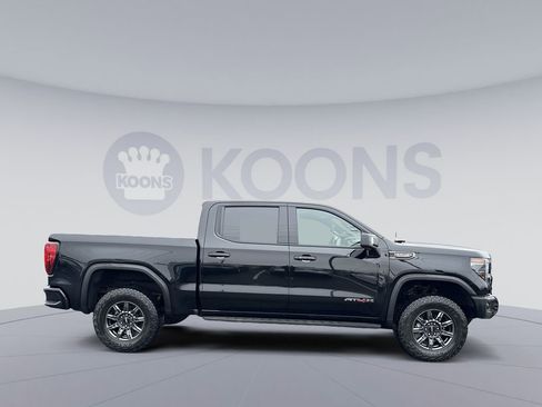 Used 2024 GMC Sierra 1500 AT4X image 8