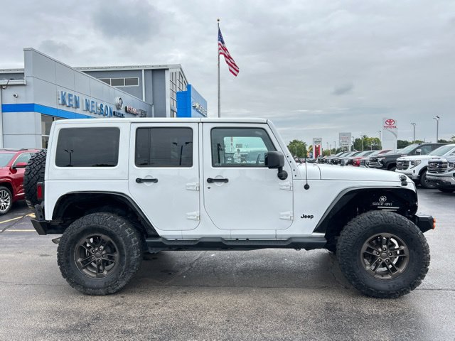 Used 2013 Jeep Wrangler Unlimited Sahara w/ Connectivity Group AWD/4WD image 11