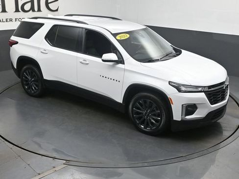Used 2023 Chevrolet Traverse RS w/ LPO, Floor Liner Package AWD/4WD image 49