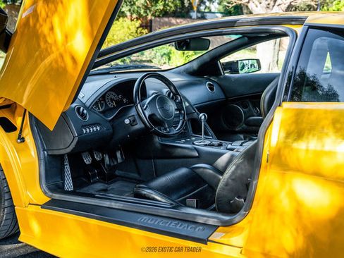 Used 2004 Lamborghini Murcielago Coupe image 22