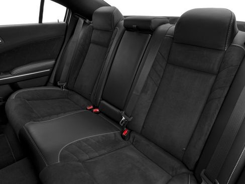 Used 2016 Dodge Charger SRT w/ Technology Group RWD image 17