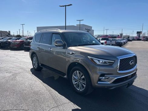 Used 2019 INFINITI QX80 Luxe image 4