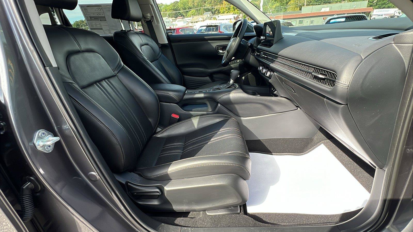 New 2027 Honda HR-V EX-L image 13